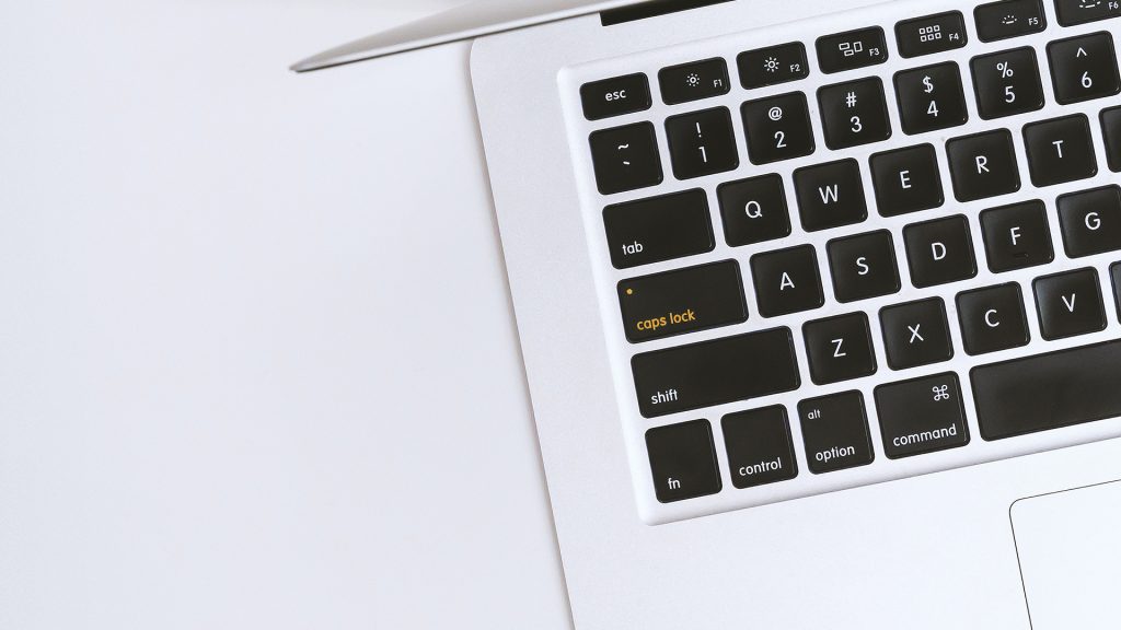 Tastatur, Caps Lock Taste gelb eingefärbt