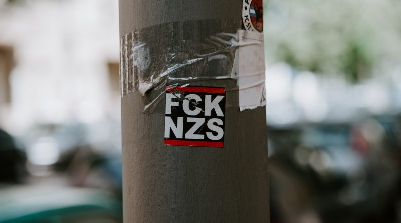Sticker "FCK NZS"