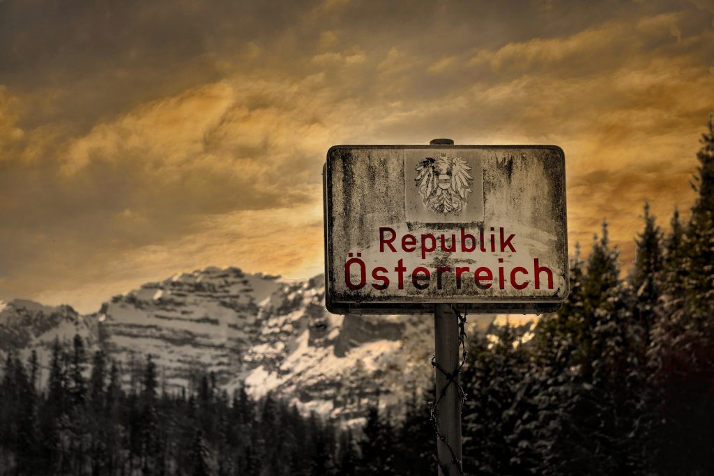 Schild "Republik Österreich"