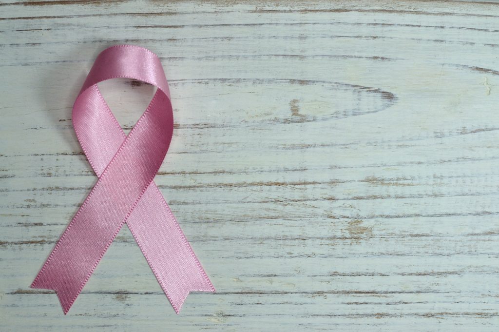 Rosa Schleife als Symbol für Brustkrebs