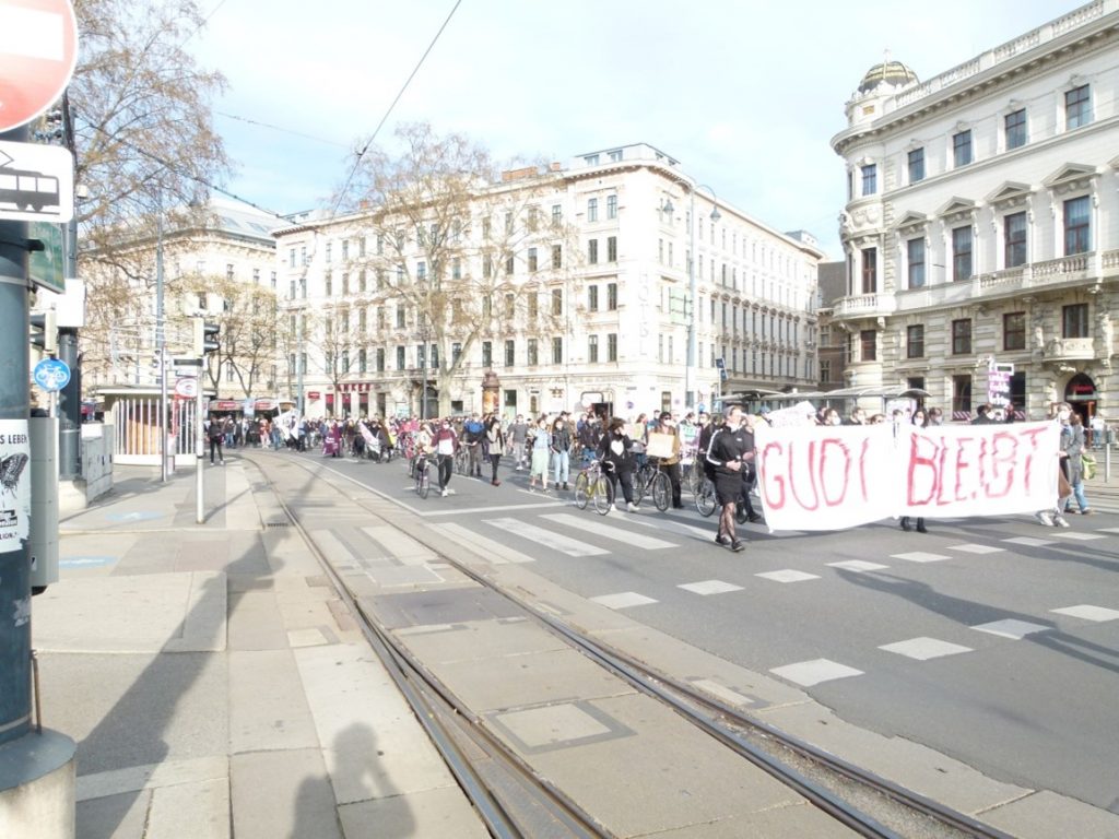 Demonstrationszug zum Wiener Rathaus 09.04.2021