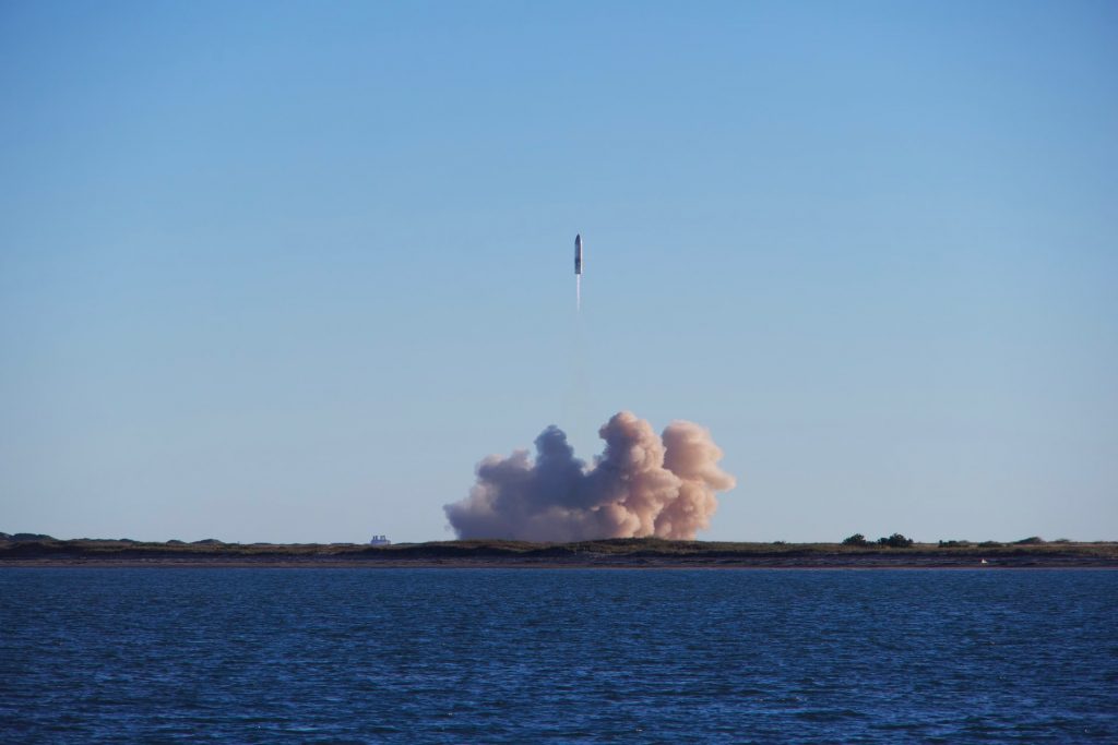 Rakete in der Luft