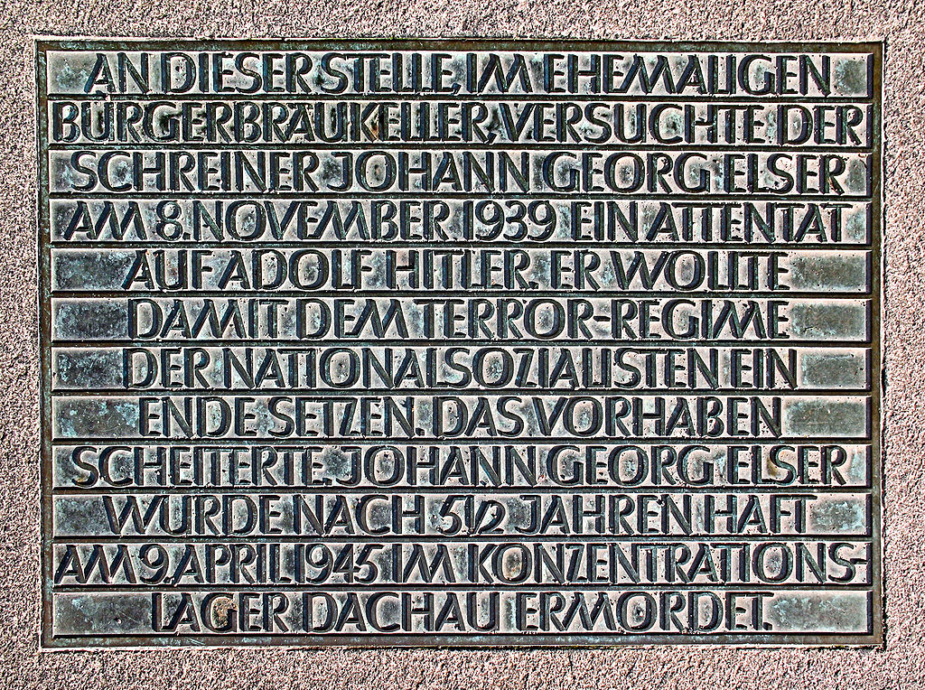 Bodenplatte für Georg Elser an der Stelle des Attentats