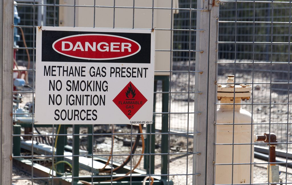 Schild mit der Aufschrift "Danger! Methane Gas present"