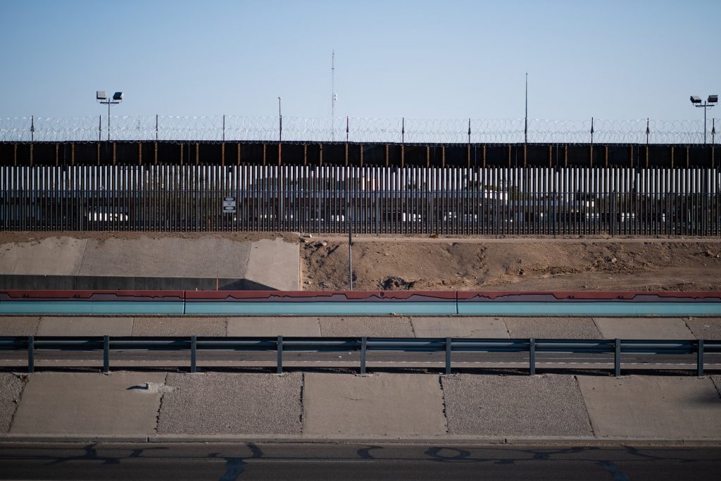 Grenzmauer zwischen den USA und Mexiko in El Paso, Texas