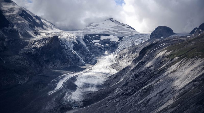 Blick auf die Pasterze, den größten Gletscher Österreichs