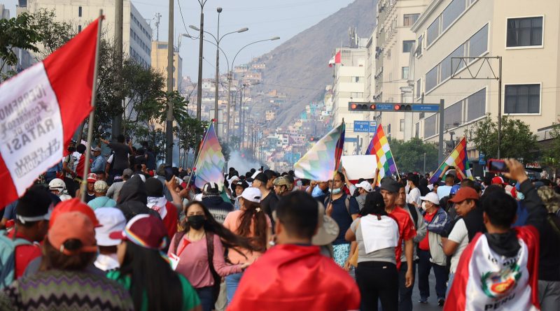 Proteste auf den Straßen von Peru