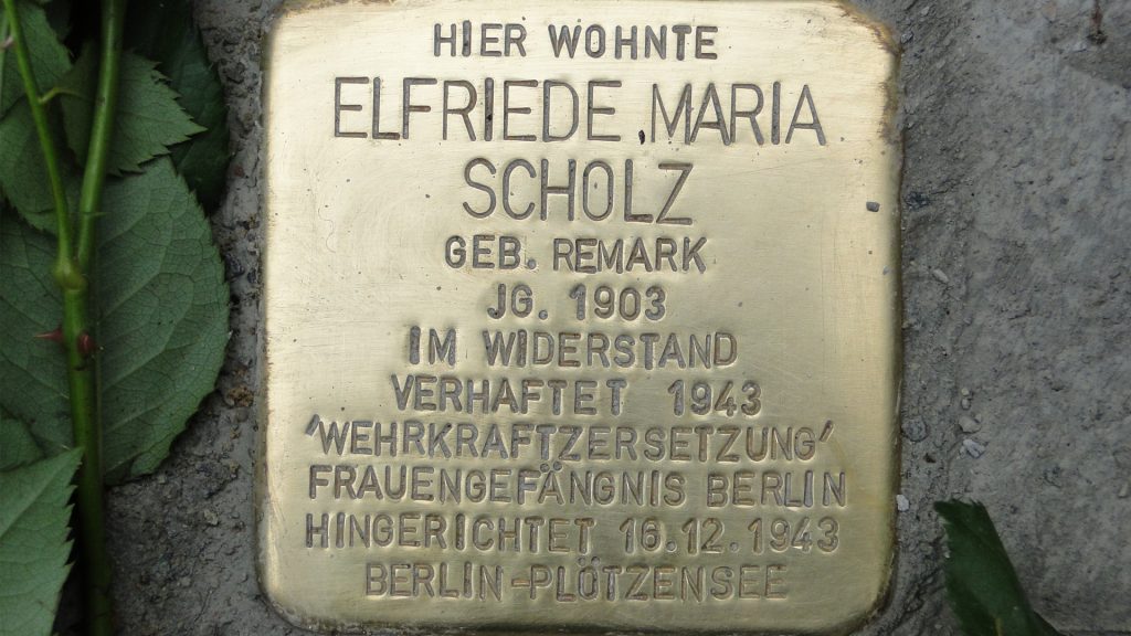 Stolperstein für Elfriede Maria Scholz, die Schwester von Erich Maria Remarque, in Dresden
