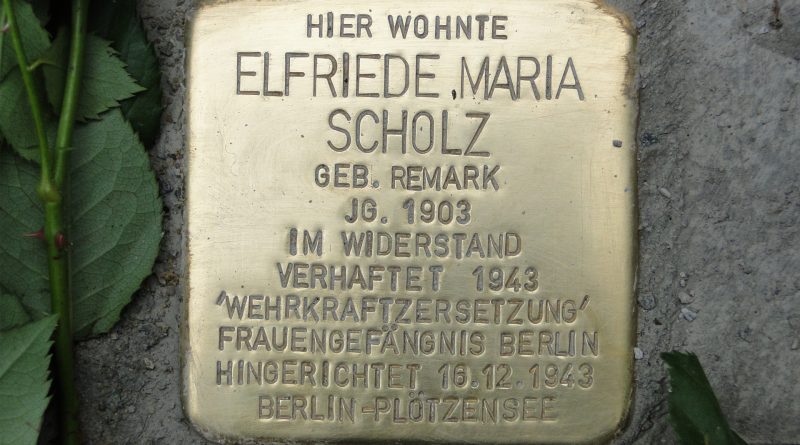 Stolperstein für Elfriede Maria Scholz, die Schwester von Erich Maria Remarque, in Dresden