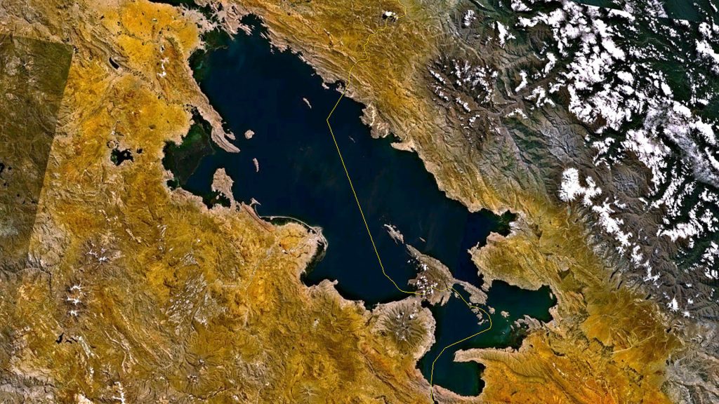 Satellitenaufnahme des Titicacasees
