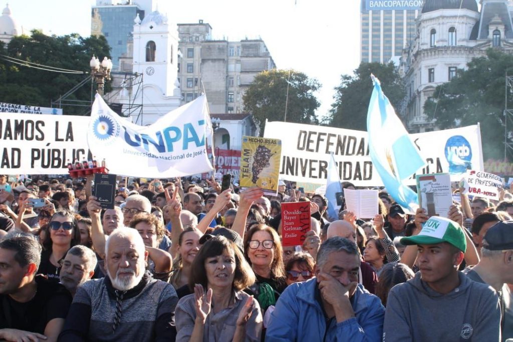 Menschen auf einer Demo in Argentinien. Foto: ANRed.org