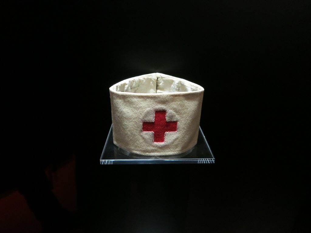 Rotkreuz-Armbinde, IKRK-Museum in Genf.