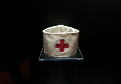 Rotkreuz-Armbinde, IKRK-Museum in Genf.