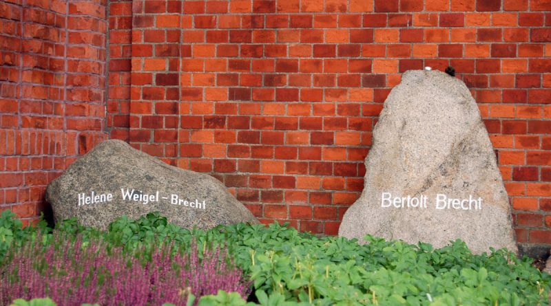 „Bomben brauchen keinen Mut“ (Bert Brecht)